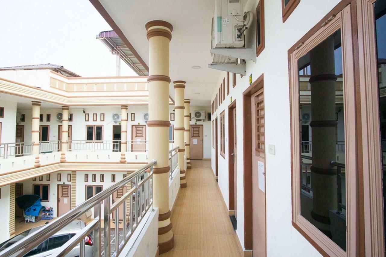 Hotel Reddoorz @ Pematangsiantar 2 Exterior foto